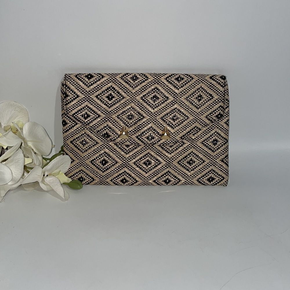 Stella & Dot Southwestern Straw Clutch